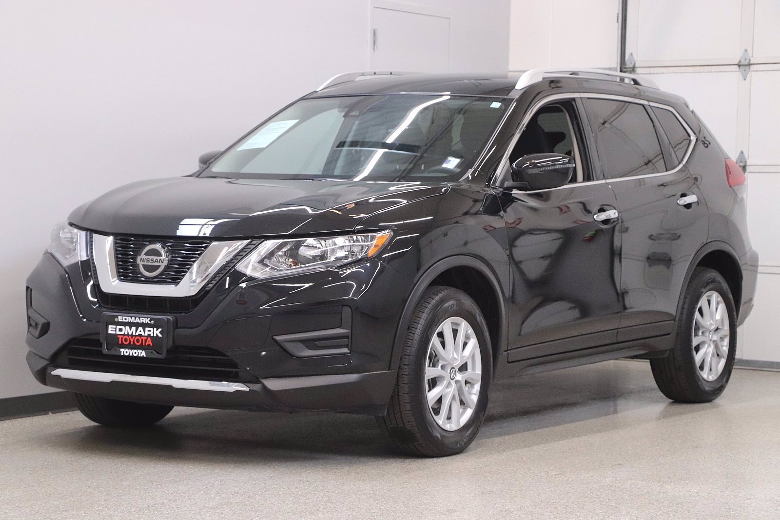 Pre-Owned 2020 Nissan Rogue SV AWD Sport Utility